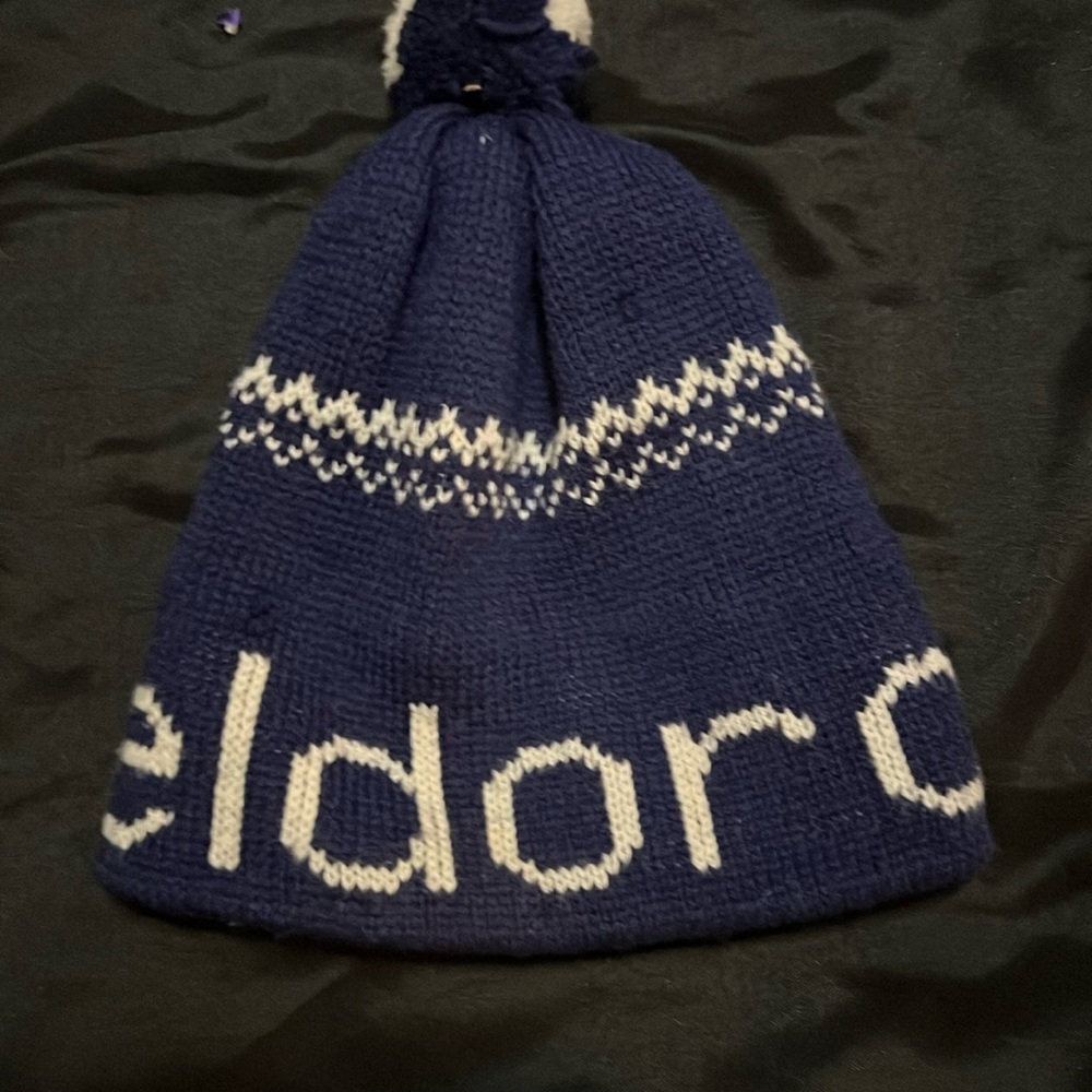 Vintage 100 percent Wool Beanie with Pom